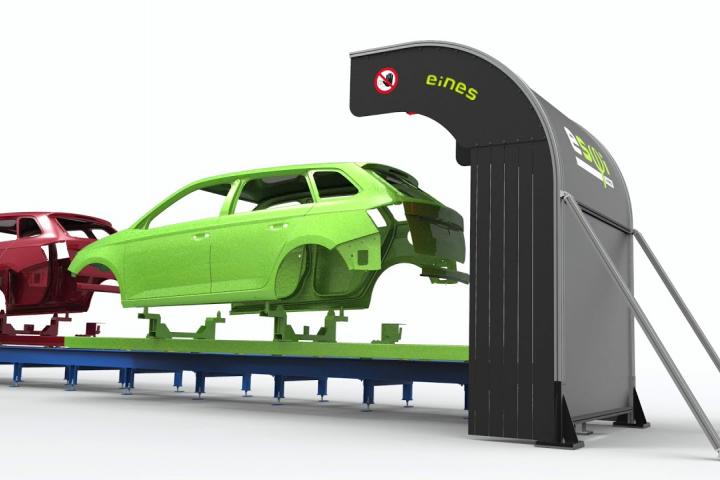 ŠKODA AUTO a.s. Group with the EINES® esφi Paint-Quality Scanner.