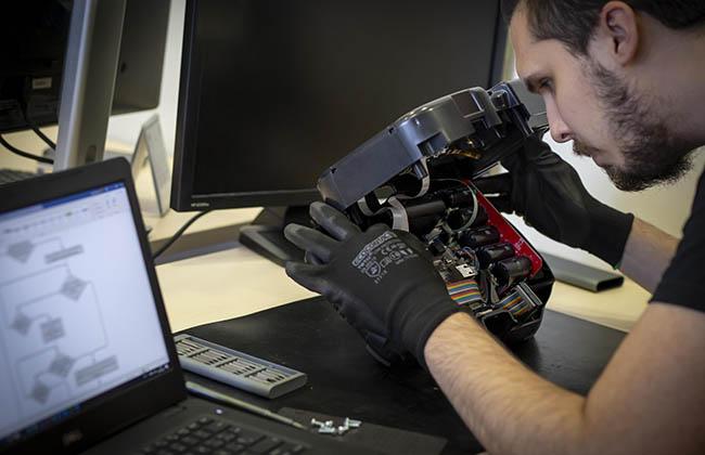 People & Technologies