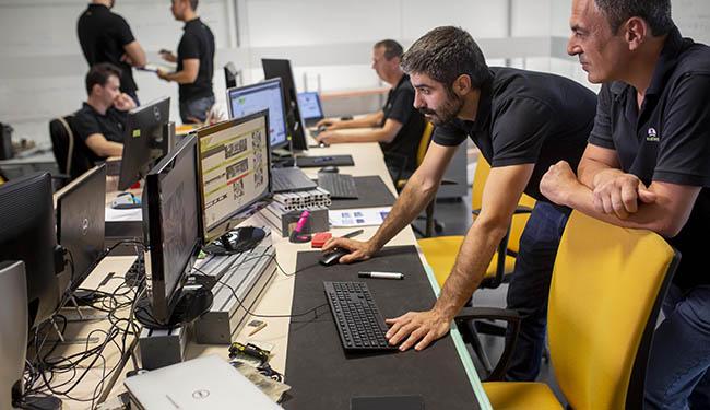 People & Technologies